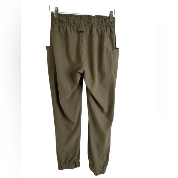 prAna Kinetic Capri Pants – Olive Green, Pull-On with Pockets - Picture 2 of 8